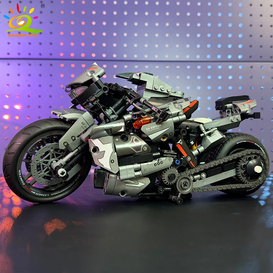 HUIQIBAO High-Tech Classic Motorbike Building Model Blocks Moto City Racer Bricks Toy for Kids Boy Children Adult MOC Car Set